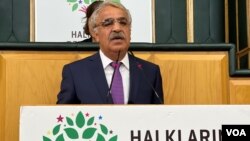 HDP Cochair Mithat Sincar in parliamentary group meeting 