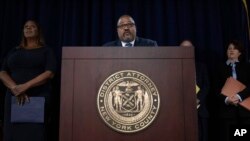 FILE - Manhattan District Attorney Alvin Bragg speaks during a press conference at the Manhattan District Attorney's office, in New York City, Sept. 8, 2022.