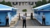 지난 25일 비무장지대(DMZ)내 판문점에서 남북한 군인들 사이에 긴장감이 흐르고 있다.