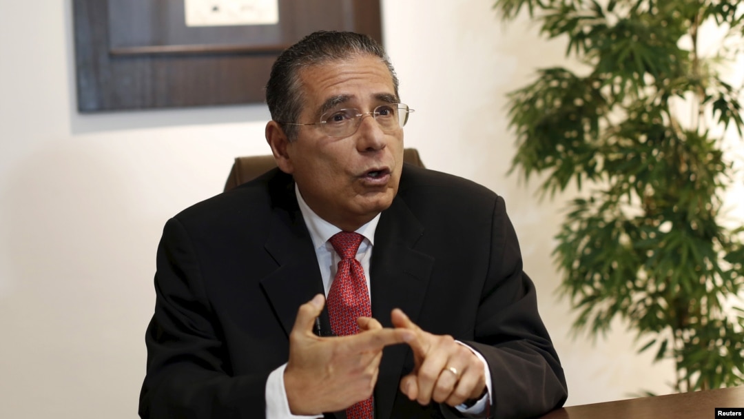 Ramon Fonseca, founding partner of law firm Mossack Fonseca, gestures during an interview with Reuters at his office in Panama City, April 5, 2016. (REUTERS/Carlos Jasso )