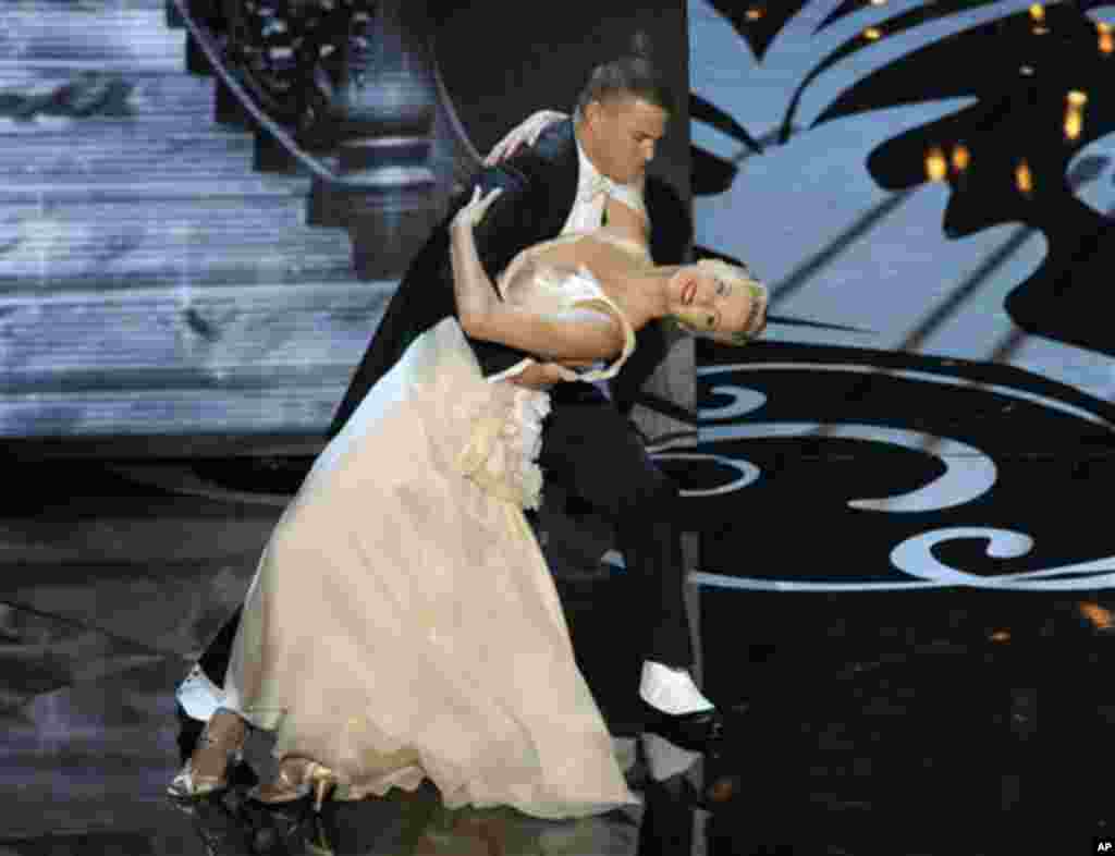 Channing Tatum and Charlize Theron