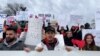 USA, Washington, Serbian diaspora protest (Foto: VOA)