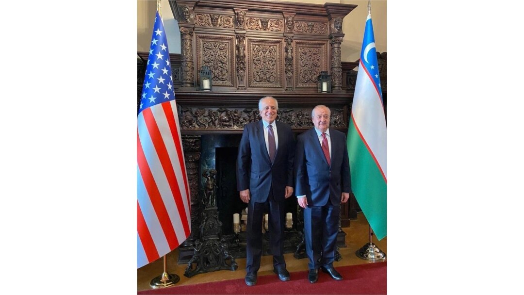 AQShning Afg'oniston bo'yicha maxsus elchisi Zalmay Halilzod va O'zbekiston Tashqi ishlar vaziri Abdulaziz Komilov, Vashington, 19-noyabr, 2020
