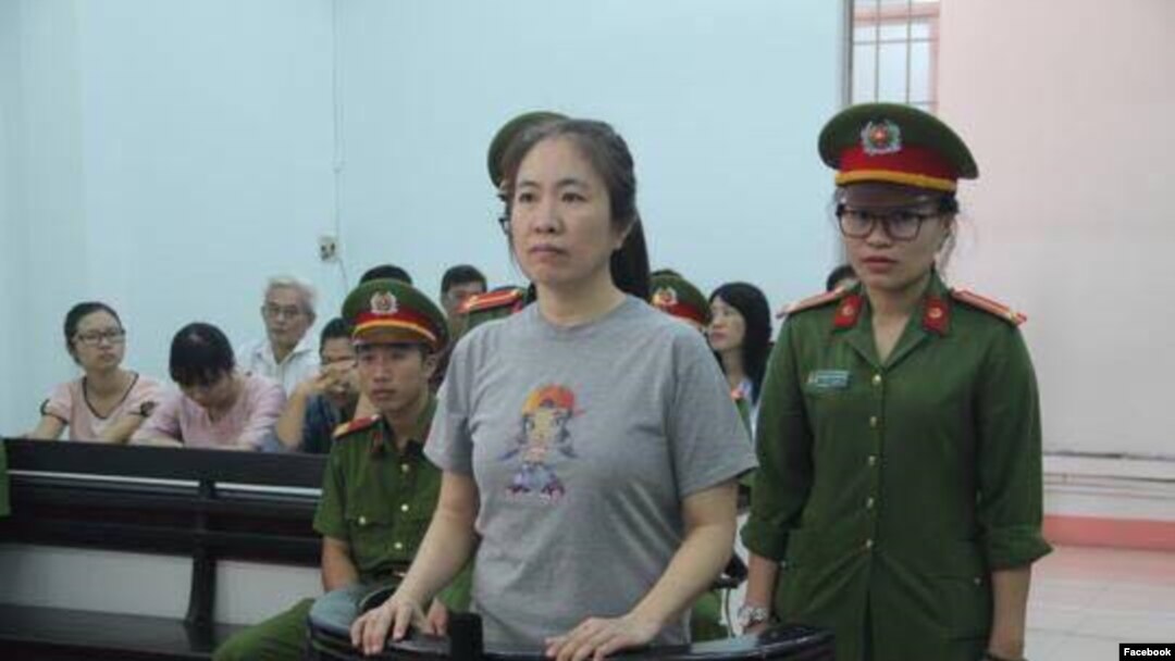 Như Quỳnh bị tòa tuyên án 10 năm tù giam trong phiên sơ thẩm ngày 29/6/2017.