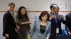 22일 중국 베이징에서 열린 동북아협력대화에 미국과 북한 등 6자회담 당사국 고위 당국자들이 참석했다. 북한의 최선희 외무성 미국국 부국장(왼쪽 3번째)이 착석하는 뒤로 미국의 성김 국무부 대북정책특별대표(왼쪽)가 입장하고 있다.
